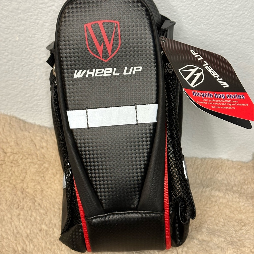 WHEEL UP - Bicycle Bag  NWT BLACK